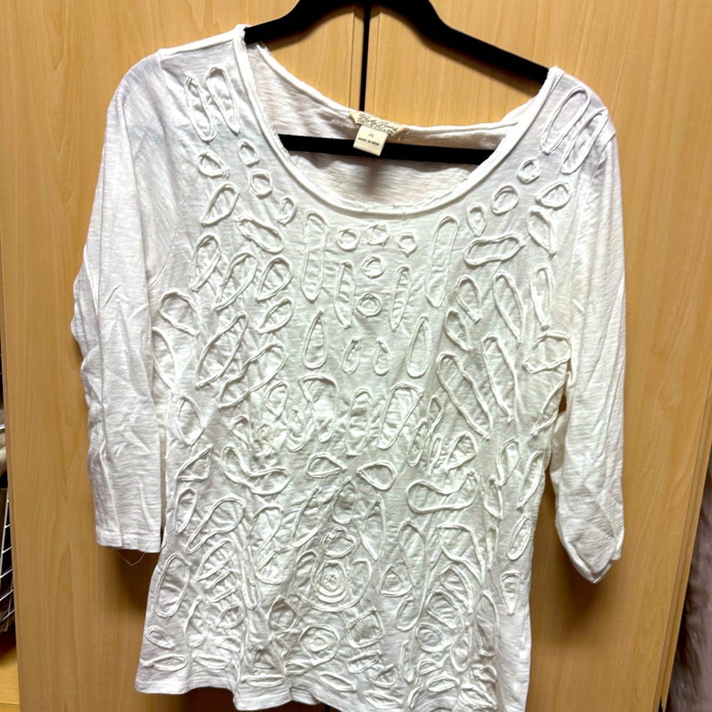 LuckyBrand 3/4 sleeve scoop neck “embroidered’ white shirt. Like new. XL